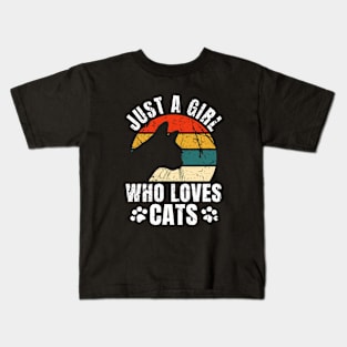 Just a Girl who loves Cats Kids T-Shirt